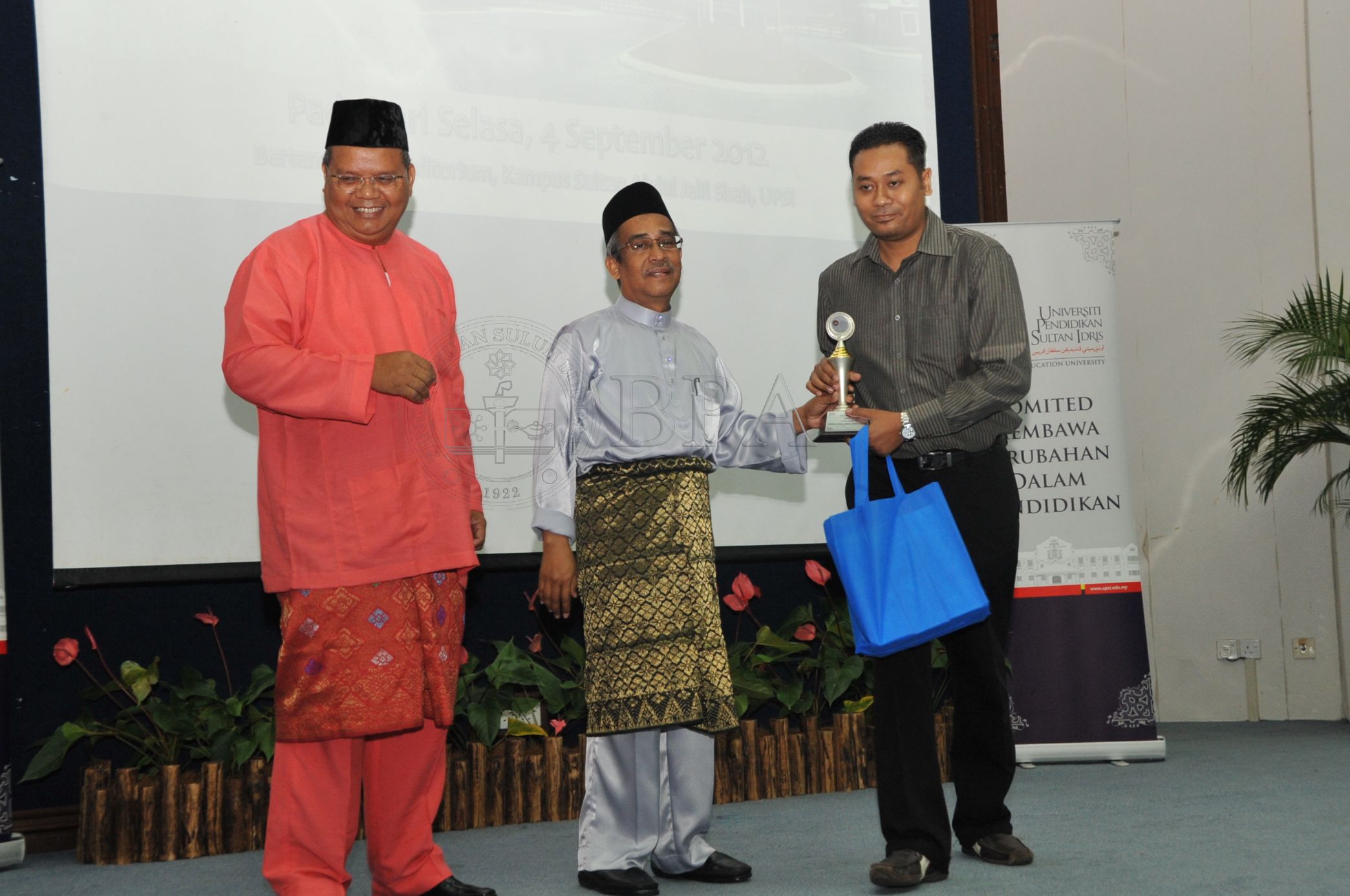 BPA 12 110 APC PRO 5328